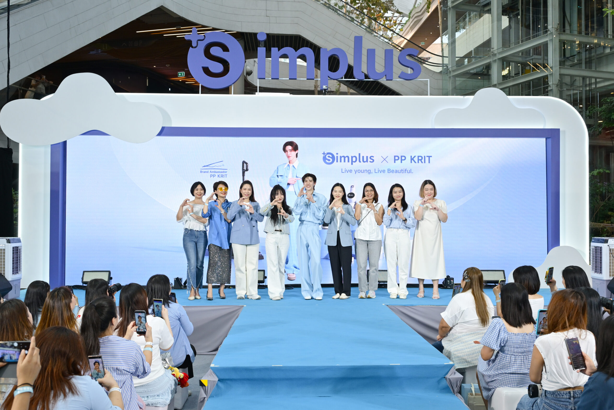  Simplus เร่งปั้นแบรนด์ “เครื่องใช้ไฟฟ้าขนาดเล็ก” เกมรุกอีเวนต์-พรีเซ็นเตอร์ เจาะคนรุ่นใหม่ ชิงพื้นที่ตลาดที่แข่งเดือด