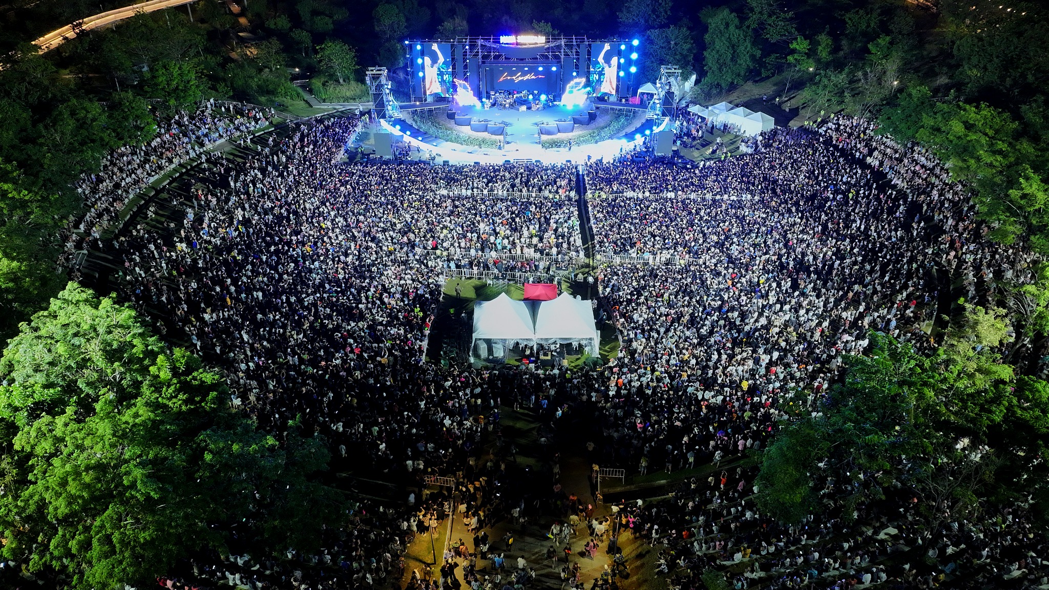 สงกรานต์ไทยเร่งพลังท่องเที่ยว “Maha Songkran 2026” ดึงคนร่วมงานกว่า 3 แสน สร้างเงินสะพัด 448 ล้านบาท