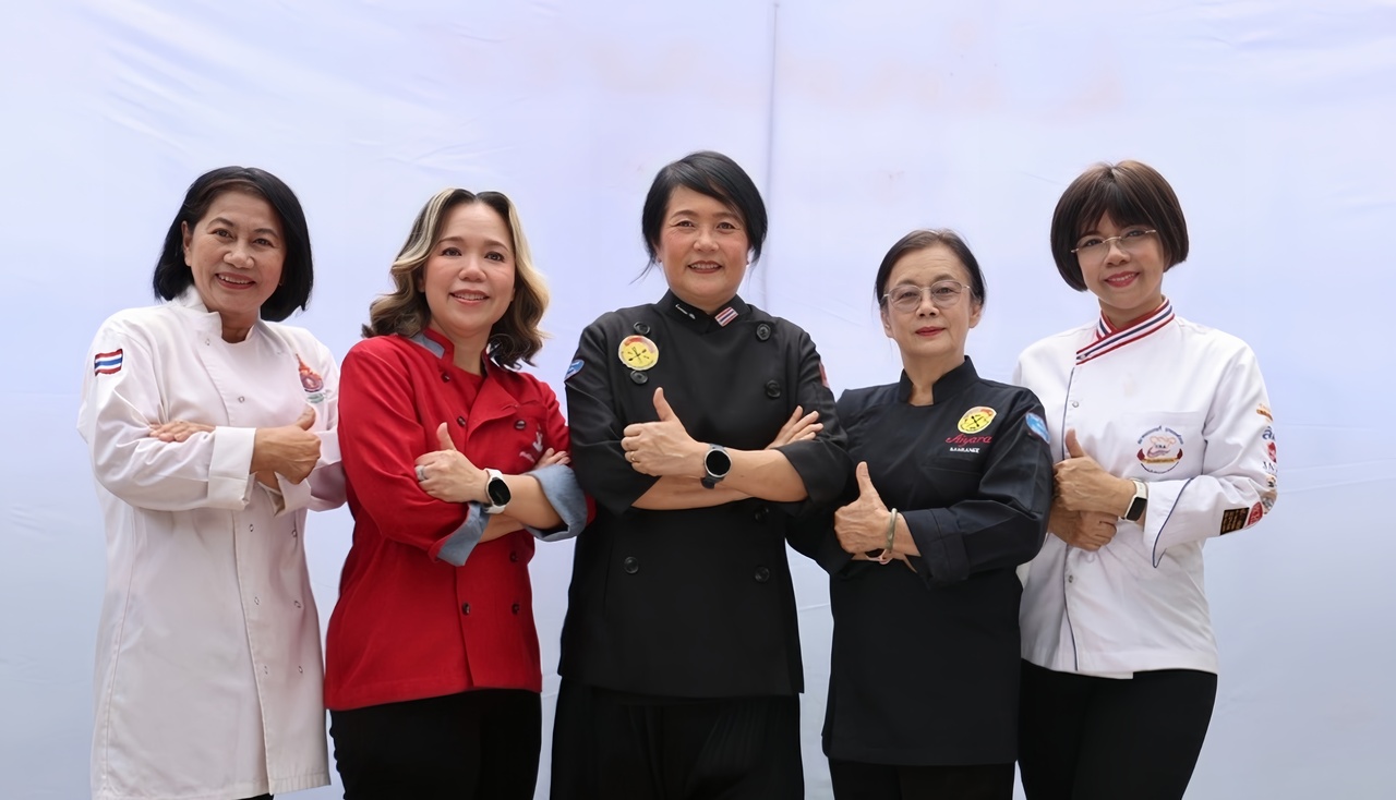 Kin Academy เปิดตัวคณาจารย์ผู้เชี่ยวชาญ เดินหน้าพัฒนาอาหารไทยสู่ตลาดโลก ผนึก Aiyara Thailand และสมาคมการค้าธุรกิจภัตตาคารไทยจีน เตรียมขับเคลื่อน Taste of Thailand สู่ 10 เมืองในจีน